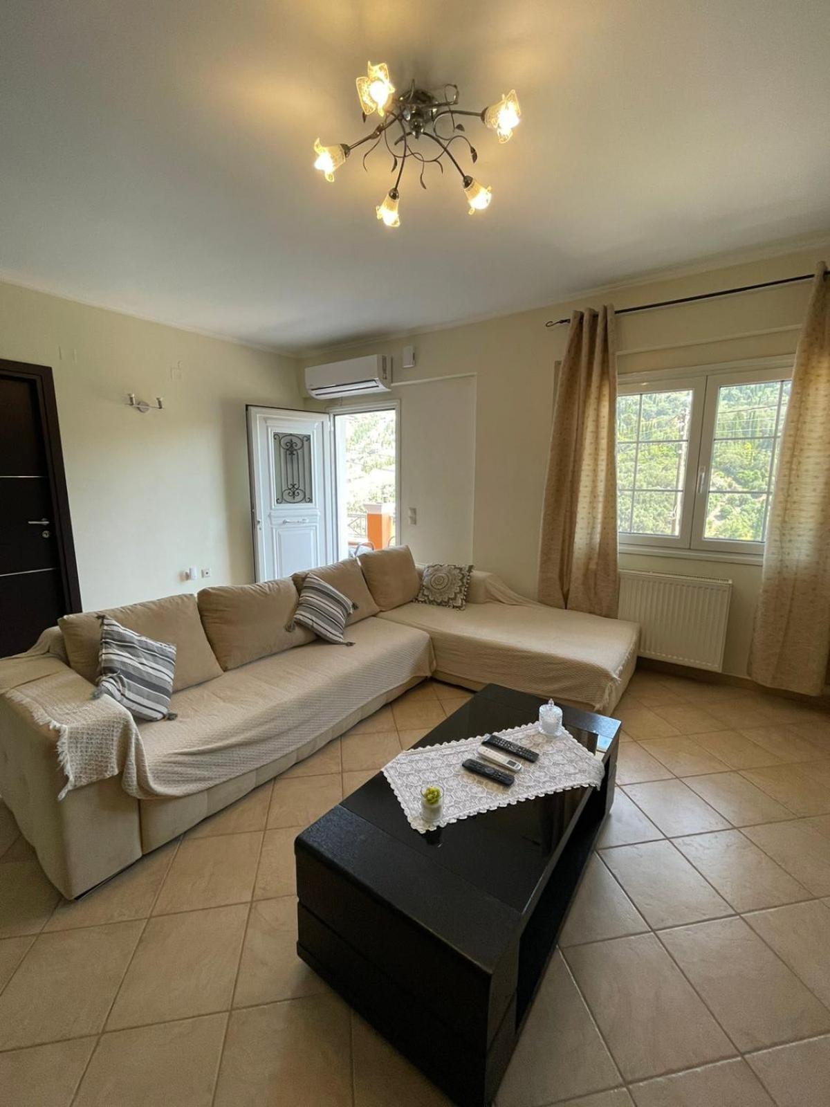 شقة Bados House Kato Garouna المظهر الخارجي الصورة